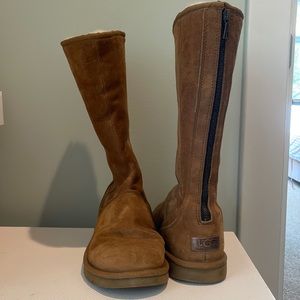 Uggs tall Nightsbridge back zip chestnut size 9